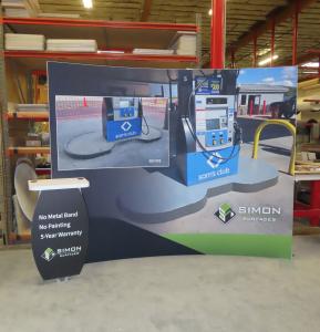 SYK-1013 Symphony Portable Display with Curved Concave Frame, SEG Fabric Graphic, Backwall Workstation, and Wireless Charging Pads