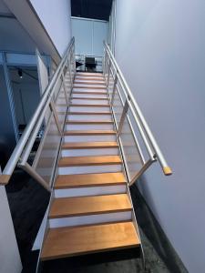 RENTAL: RE-9020 Medium Double Deck Design with Meeting Room -- View 3